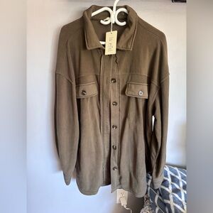 La Miel Olive Green Button Up Fleece Shacket Jacket Size Large NWT